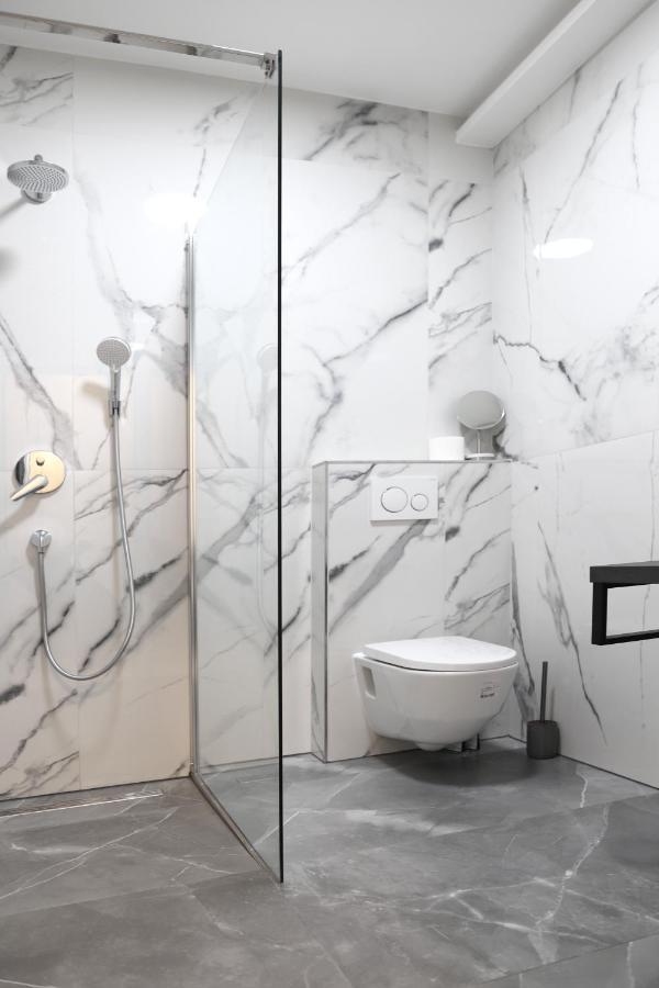 Brand New Apartment With Private Pool Njivice Bagian luar foto
